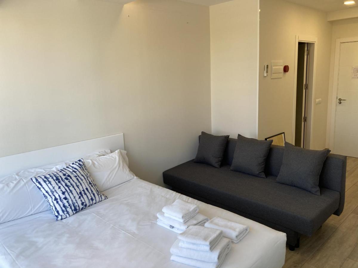 Castellana Skyline Madrid Apartments Exterior photo